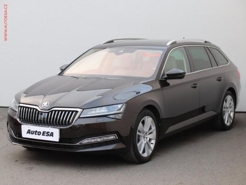Škoda Superb - hlavní fotka