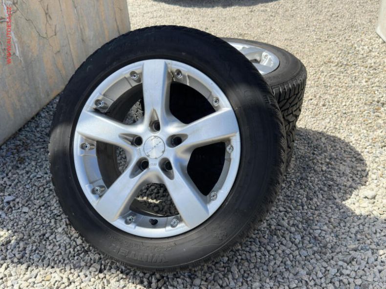 Volkswagen Golf - hlavní fotka