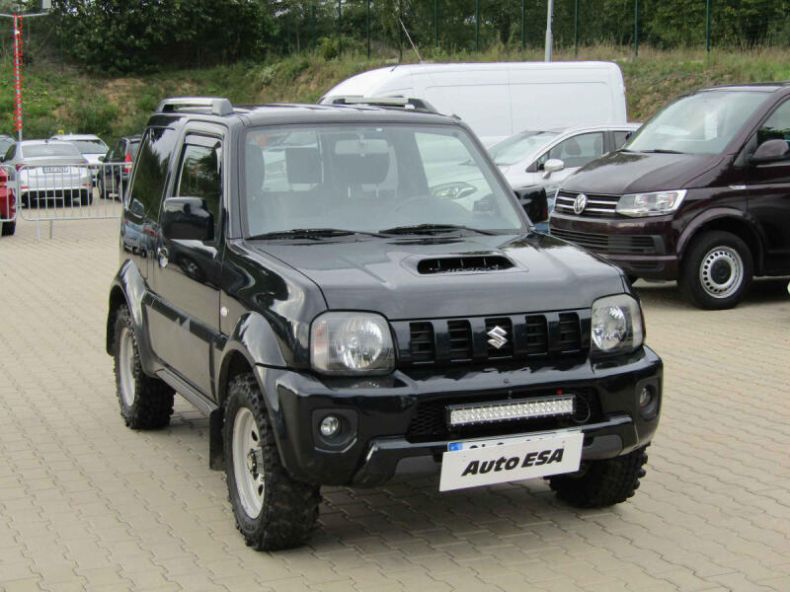 Suzuki Jimny - hlavní foto