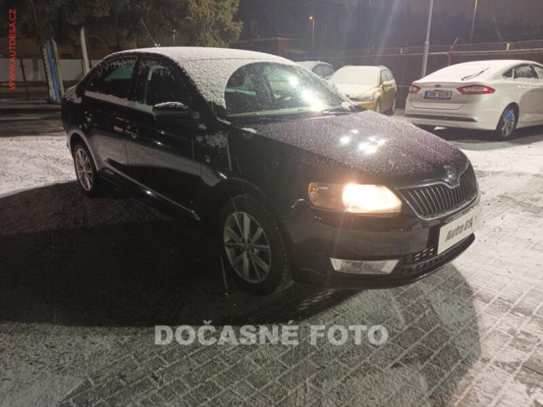 Škoda Rapid - hlavní foto