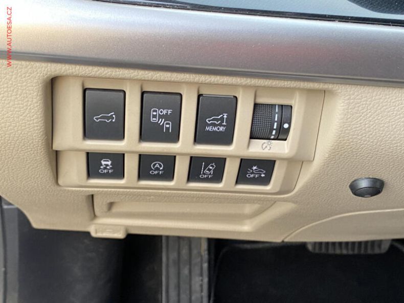 Subaru Outback - hlavní fotka