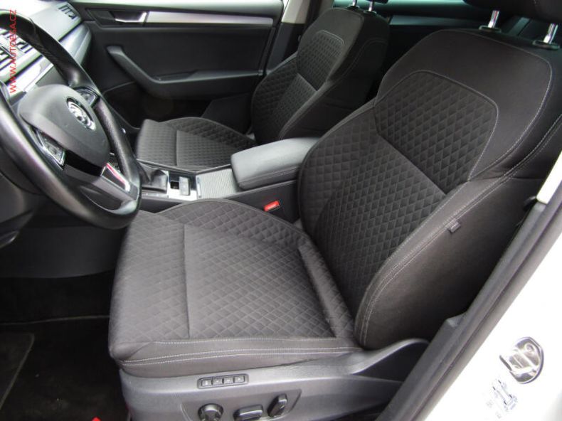 Škoda Superb - hlavní fotka