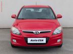 Hyundai i30 - fotka číslo 1