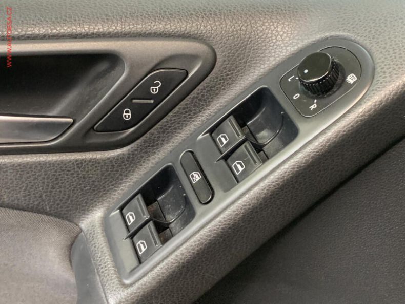 Volkswagen Golf - hlavní fotka