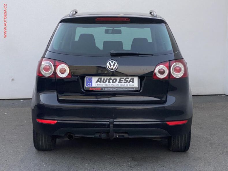 Volkswagen Golf - hlavní fotka
