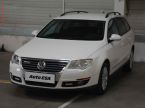 Volkswagen Passat - fotka číslo 2