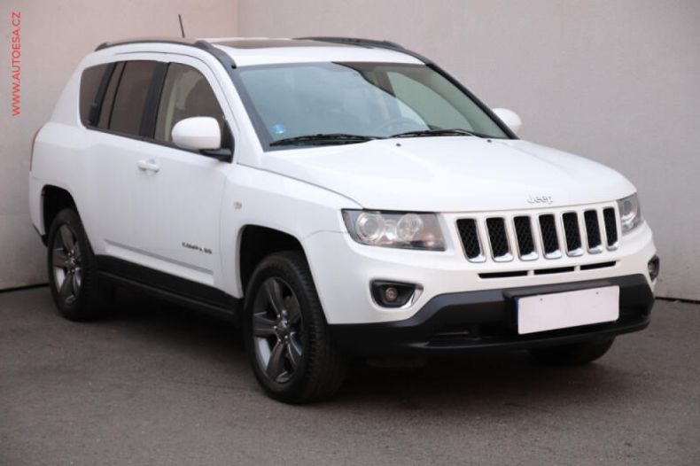 Jeep Compass - hlavní foto