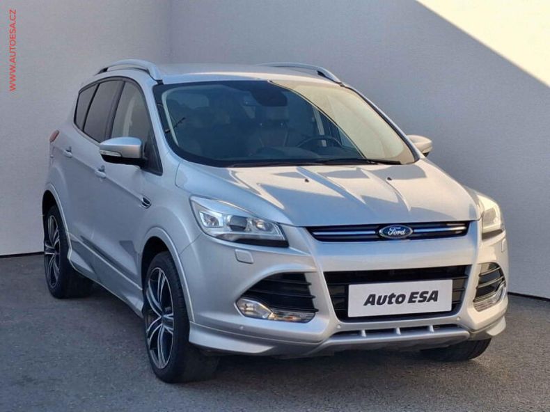 Ford Kuga - hlavní foto