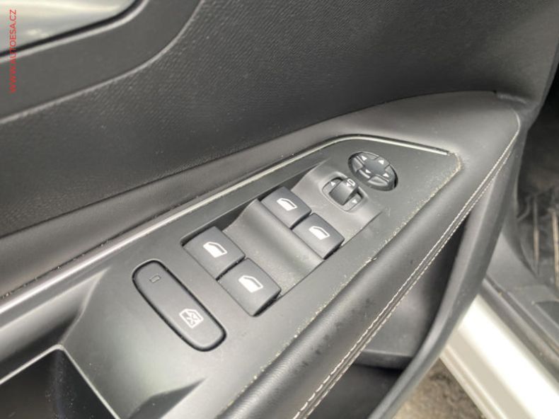 Peugeot 3008 - hlavní fotka