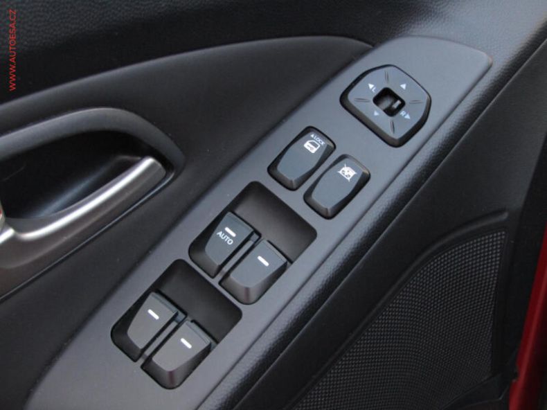 Hyundai ix35 - hlavní fotka