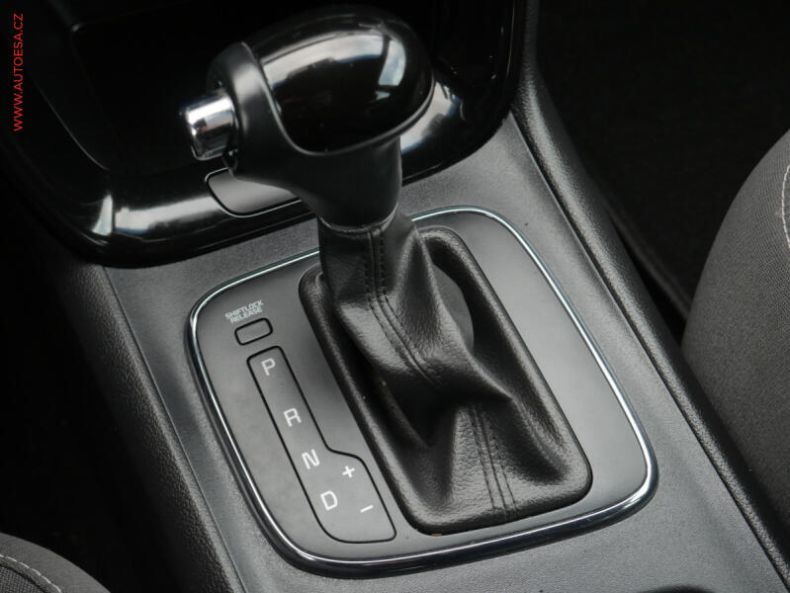 Kia Cee'd - hlavní fotka