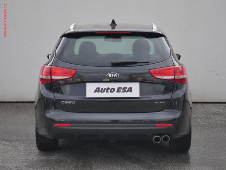 Kia Cee'd - hlavní fotka