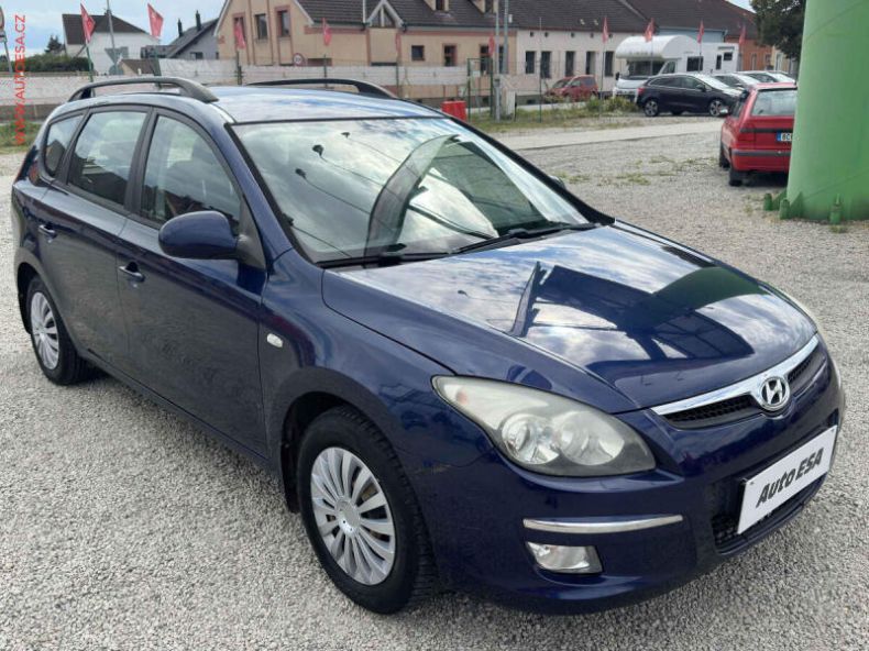 Hyundai i30 - hlavní foto