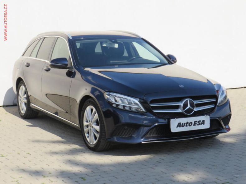 Mercedes Třída C - hlavní foto