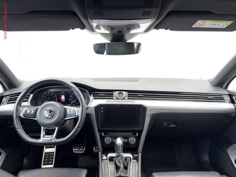 Volkswagen Passat - hlavní fotka