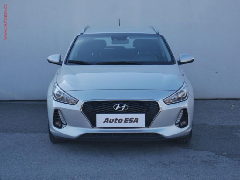 Hyundai i30 - hlavní fotka