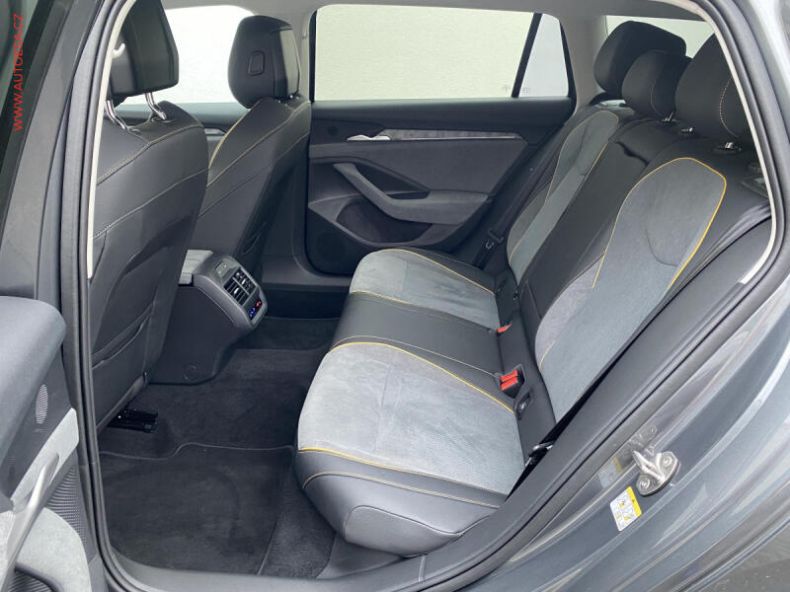 Škoda Superb - hlavní fotka