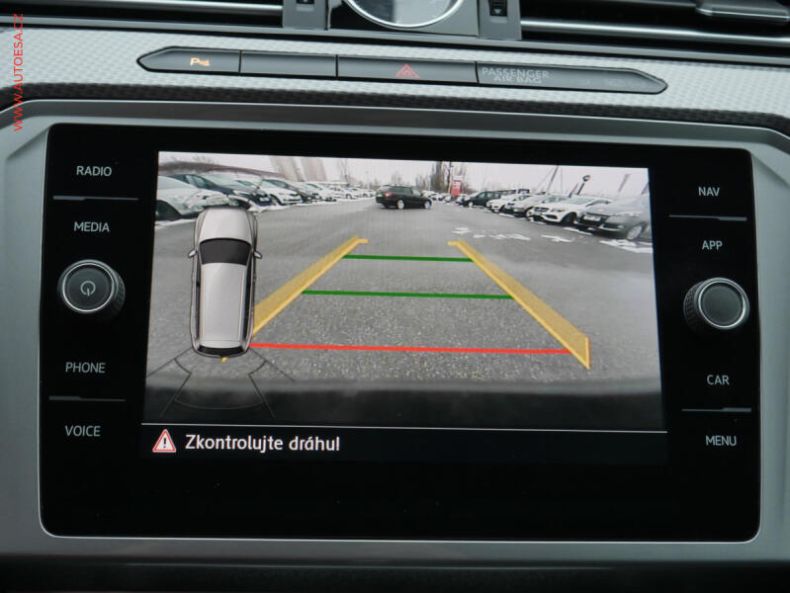 Volkswagen Passat - hlavní fotka