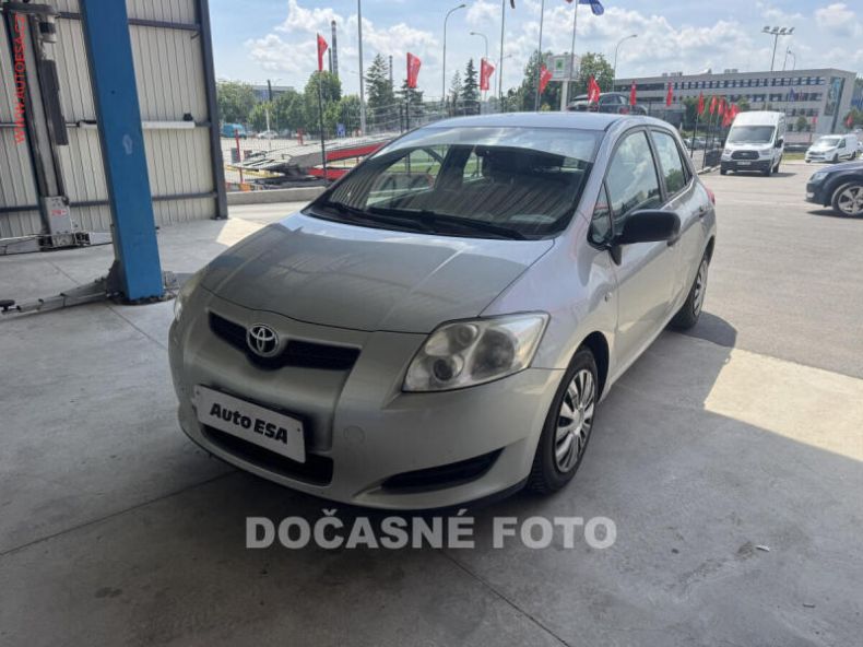 Toyota Auris - hlavní foto