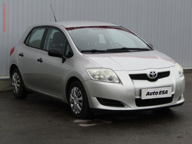 Toyota Auris - hlavní fotka inzerátu
