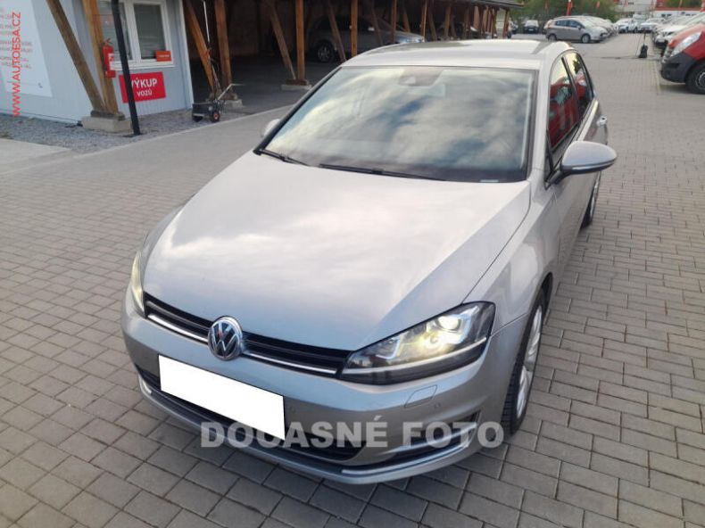 Volkswagen Golf - hlavní fotka inzerátu