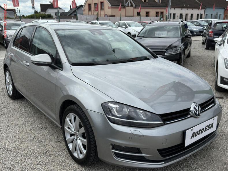 Volkswagen Golf - hlavní foto