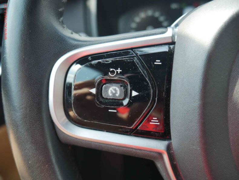 Volvo V90 - hlavní fotka
