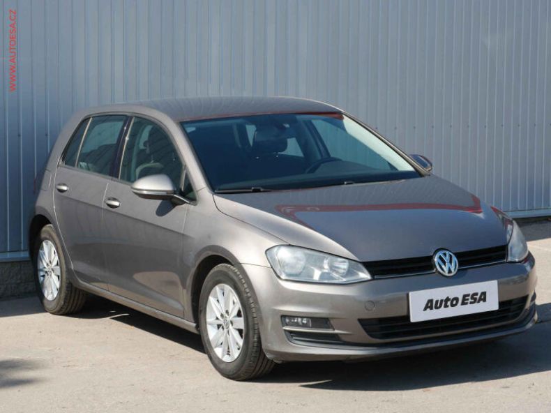 Volkswagen Golf - hlavní fotka inzerátu