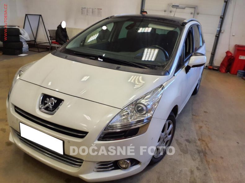 Peugeot 5008 - hlavní foto