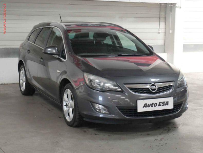 Opel Astra - hlavní fotka inzerátu