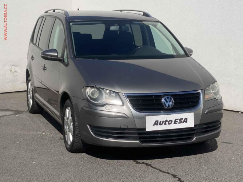 Volkswagen Touran - hlavní fotka inzerátu