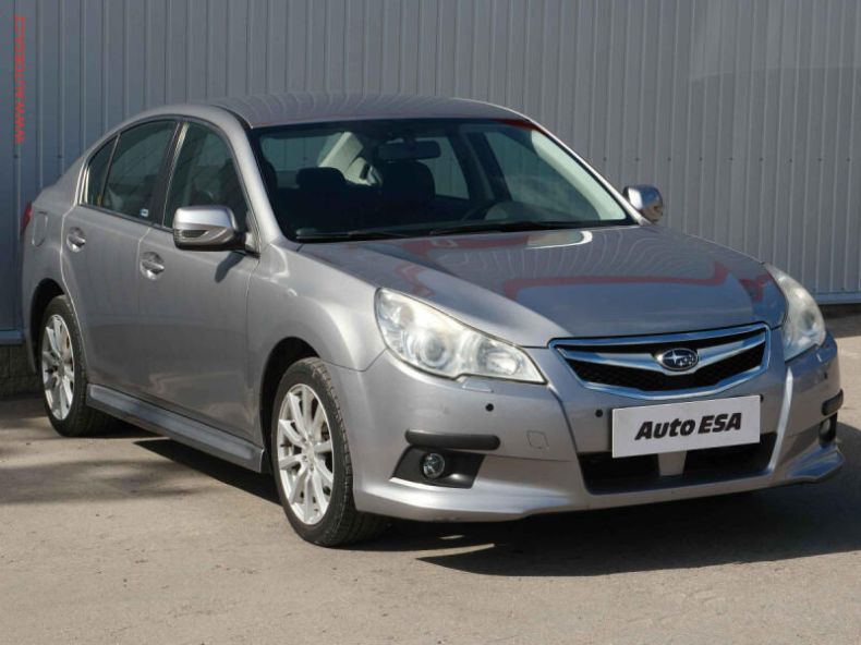 Subaru Legacy - hlavní fotka