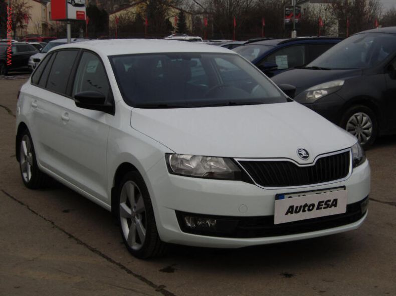 Škoda Rapid - hlavní foto