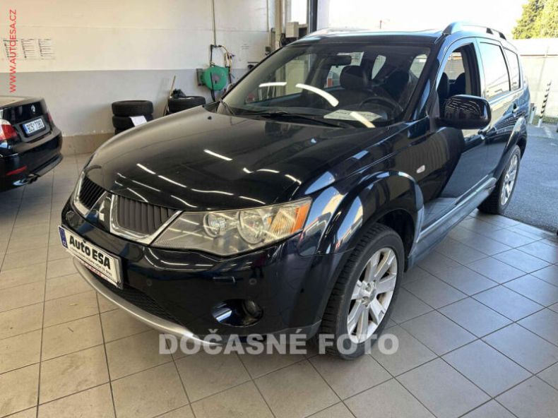 Mitsubishi Outlander - hlavní fotka inzerátu