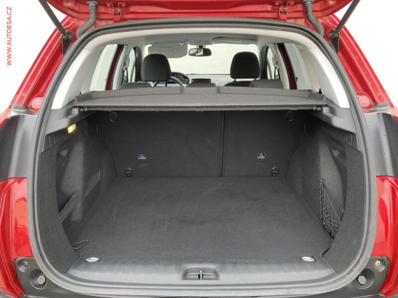Peugeot 2008 - hlavní fotka