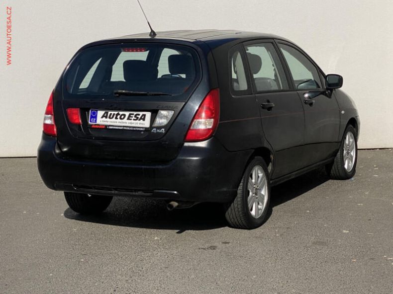 Suzuki Liana - hlavní fotka