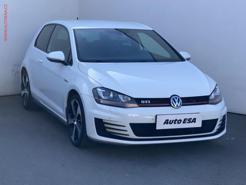 Volkswagen Golf - hlavní fotka inzerátu