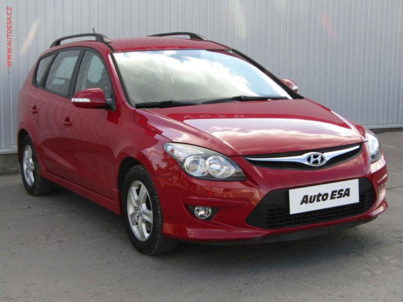 Hyundai i30 - hlavní foto
