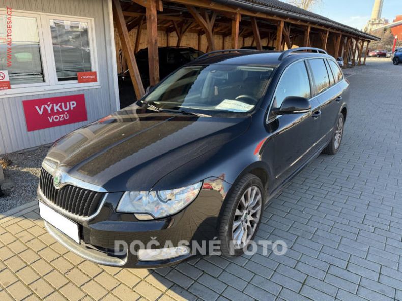 Škoda Superb - hlavní fotka