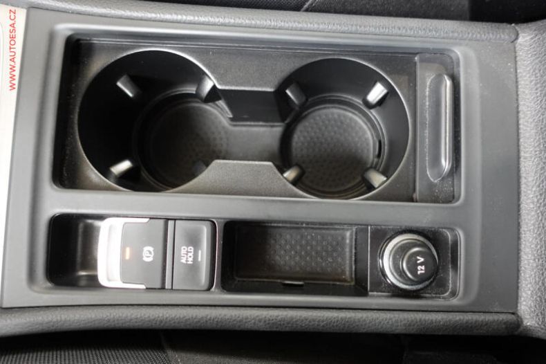 Volkswagen Golf - hlavní fotka