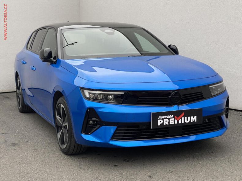 Opel Astra - hlavní foto