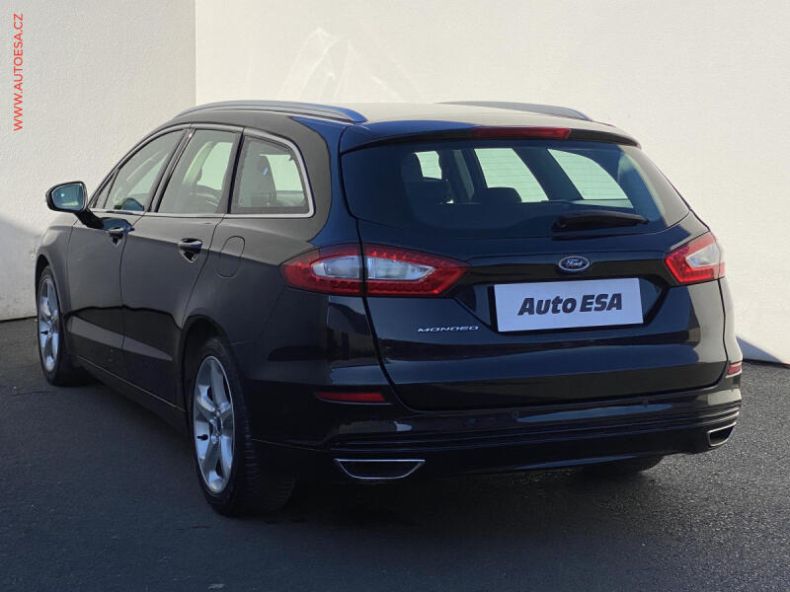 Ford Mondeo - hlavní fotka