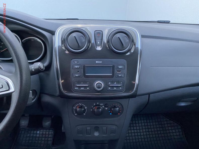 Dacia Sandero - hlavní fotka