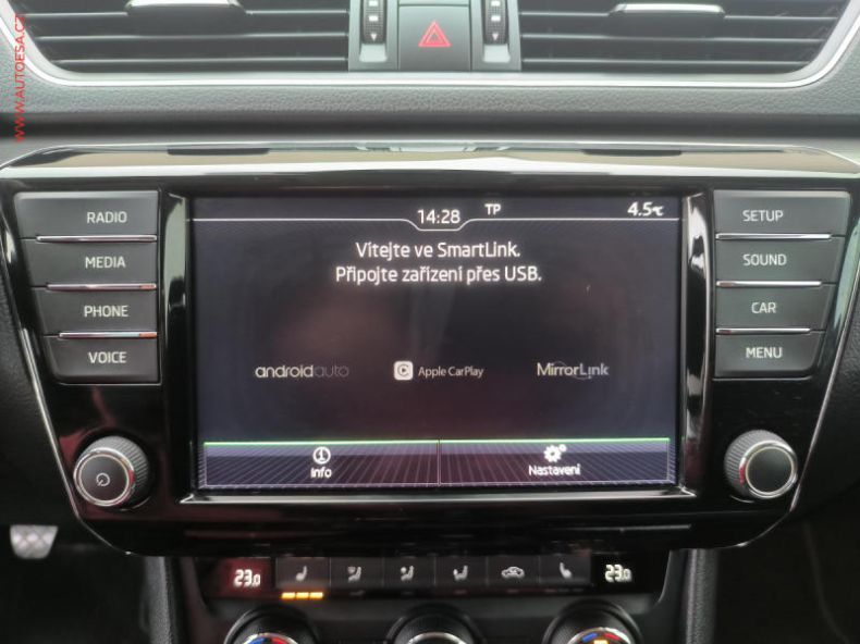 Škoda Superb - hlavní fotka