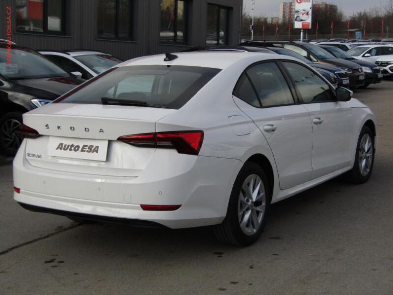 Škoda Octavia - hlavní fotka