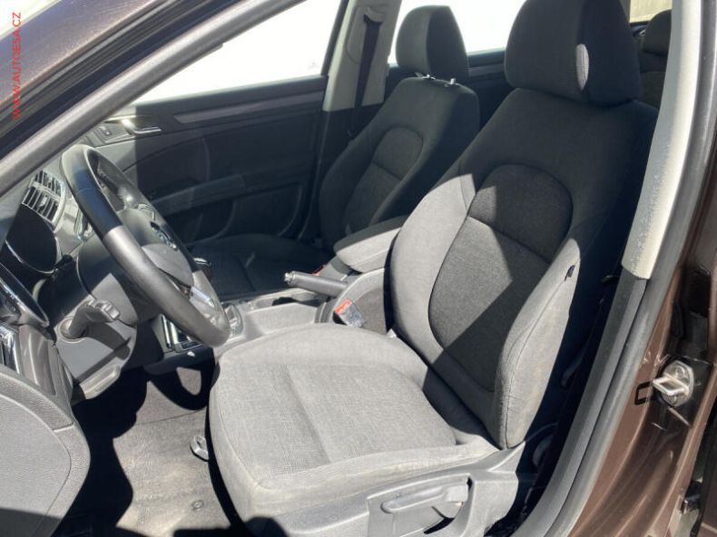 Škoda Superb - hlavní fotka