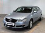 Volkswagen Passat - fotka číslo 2