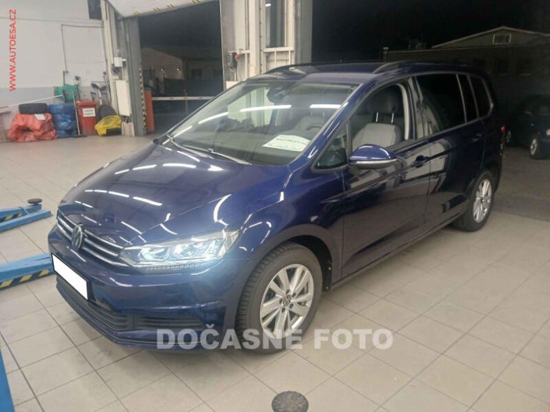 Volkswagen Touran - hlavní foto