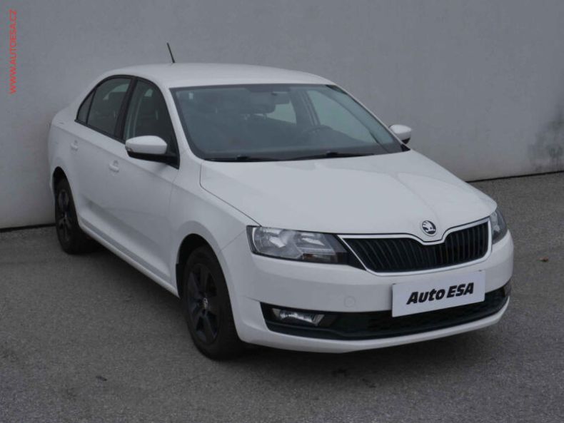 Škoda Rapid - hlavní foto
