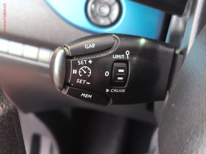 Peugeot Traveller - hlavní fotka